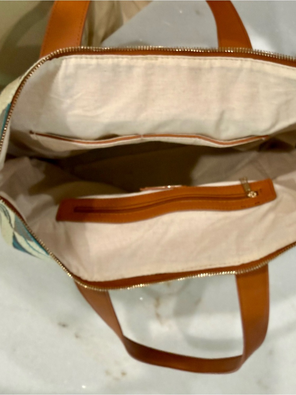 NWOT Moda Luxe Quinn Tote Blue and Neutral Hues Canvas - Picture 6 of 10
